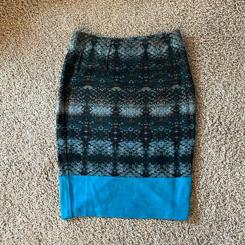 Snake pattern knee length pencil skirt. Brown and Turquoise. Size 2